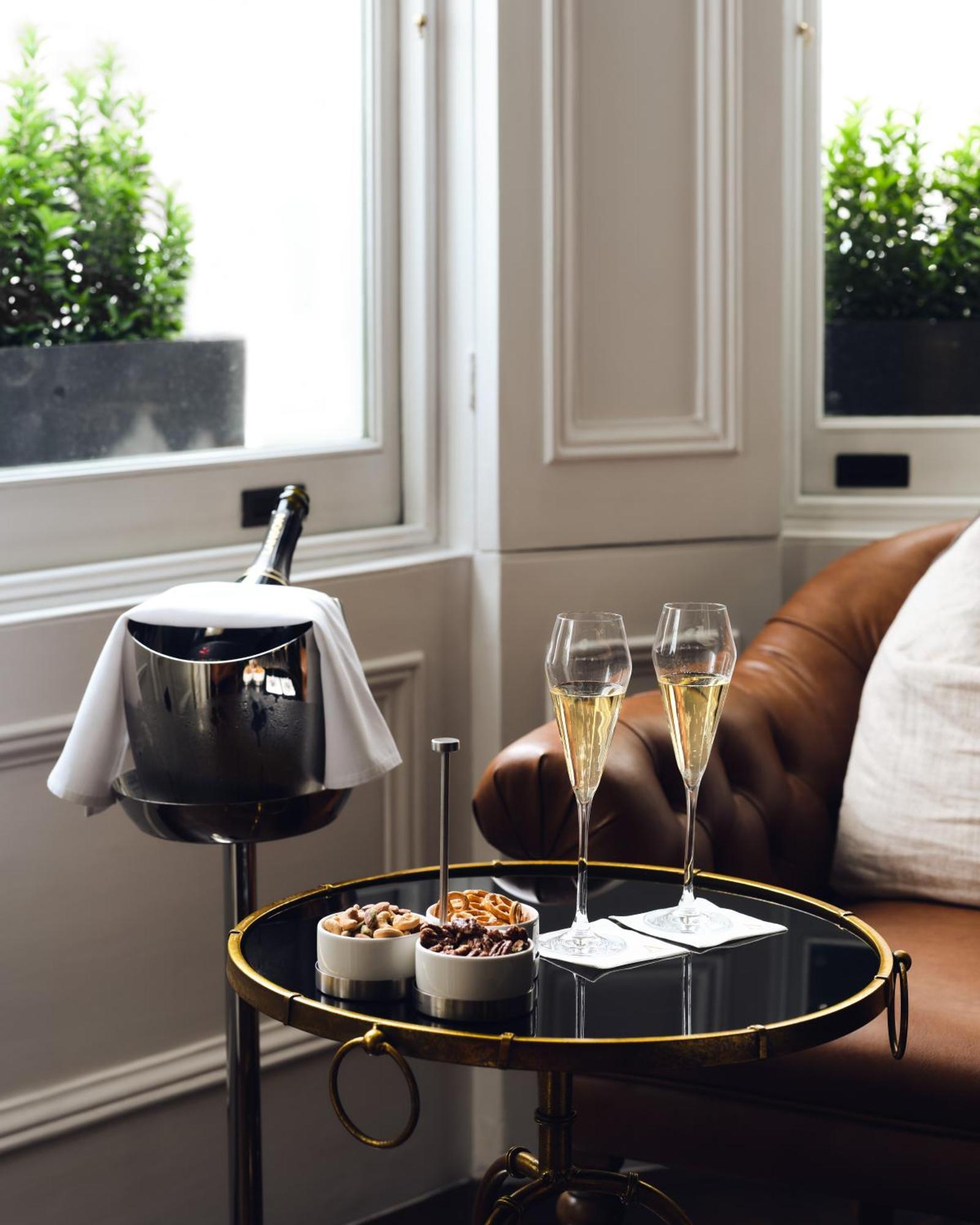 The Adria Hotell London Exteriör bild